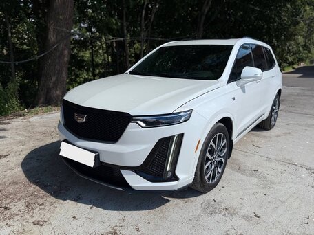 2021 Cadillac XT6 I, белый, 3800000 рублей, вид 3