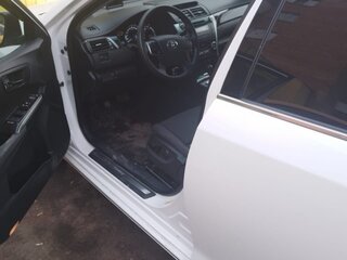 2013 Toyota Camry VII (XV50), белый, 1790000 рублей, вид 4