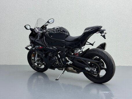 2023 BMW S 1000 RR, чёрный, 2000000 рублей, вид 5
