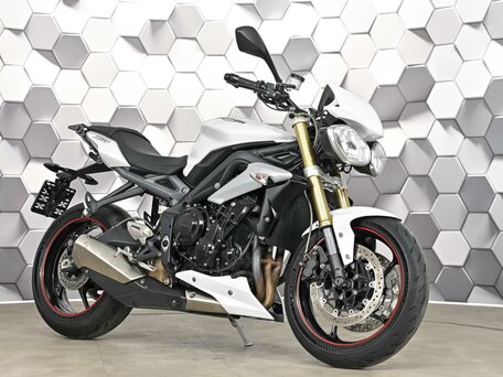 2016 Triumph Street Triple, белый, 549000 рублей, вид 1