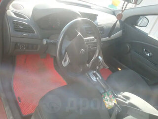 2012 Renault Megane III Рестайлинг, красный, 630000 рублей, вид 4