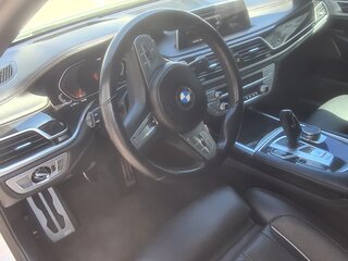 2022 BMW 7 серии 730i VI (G11/G12) Рестайлинг, белый, 6500000 рублей, вид 3
