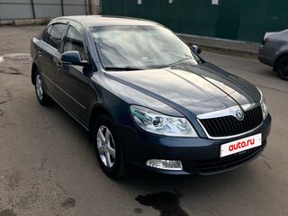 2012 Skoda Octavia II (A5) Рестайлинг, серый, 1100000 рублей, вид 2