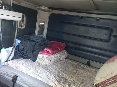 1998 Freightliner Century Class, белый, 2000000 рублей, вид 5