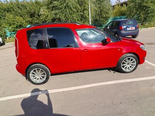 2010 Skoda Roomster I, красный, 410000 рублей, вид 4