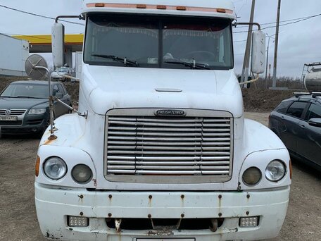1999 Freightliner Century Class, белый, 1600000 рублей, вид 3