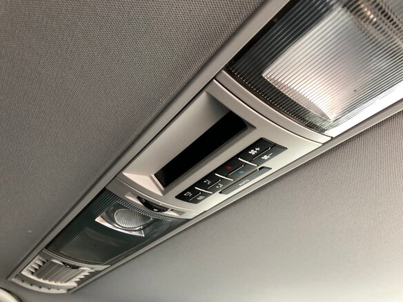 2011 Volkswagen Multivan T5 Рестайлинг, чёрный - вид 10
