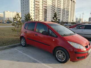 2005 Mitsubishi Colt VI (Z20/Z30), красный, 400000 рублей, вид 3