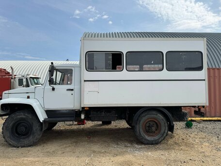 2018 ГАЗ 3308, белый, 2300000 рублей, вид 1