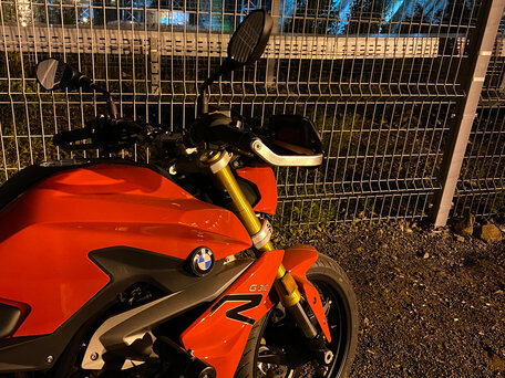 2019 BMW G 310 R, красный, 650000 рублей, вид 1