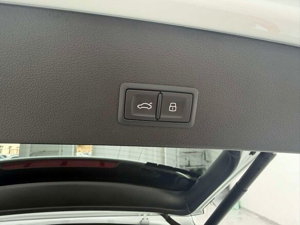 2022 Audi Q2 L 35 TFSI I Рестайлинг, белый, 1578000 рублей - вид 14