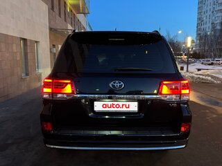 2016 Toyota Land Cruiser 200 Series Рестайлинг 2, чёрный, 5500000 рублей, вид 4