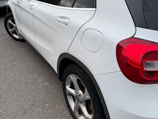 2018 Mercedes-Benz GLA 250 I (X156) Рестайлинг, белый, 1950000 рублей, вид 3