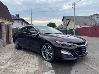 2020 Chevrolet Malibu IX Рестайлинг, фиолетовый, 1100000 рублей, вид 4