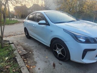 2018 Kia Rio IV, белый, 1165000 рублей, вид 2