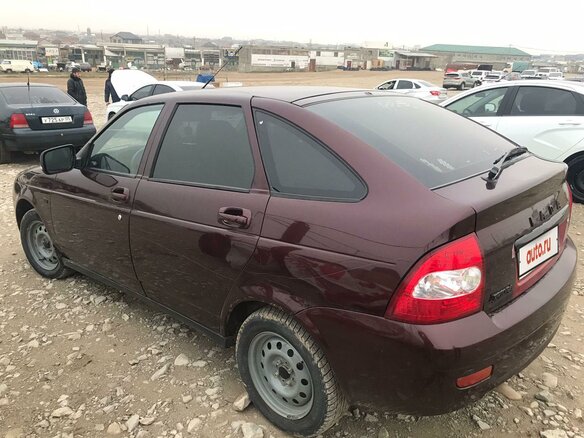 2010 Lada (ВАЗ) Priora I, красный, 255000 рублей - вид 3