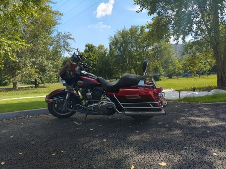 2007 Harley-Davidson Electra Glide, красный, 590000 рублей, вид 2