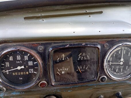 1979 ЗИЛ 130, зелёный, 425000 рублей, вид 5