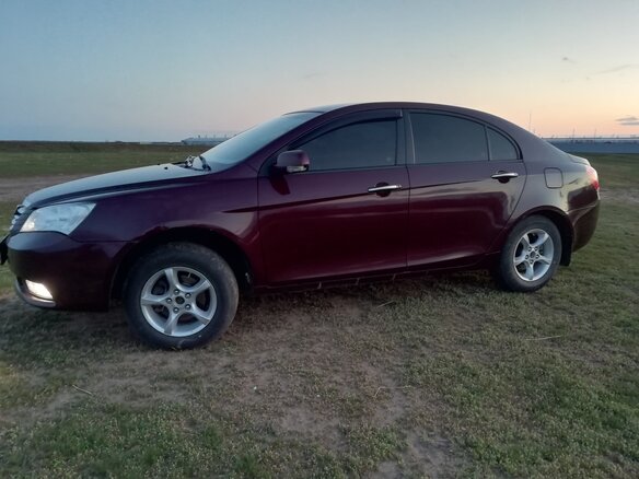 2012 Geely Emgrand, красный - вид 6