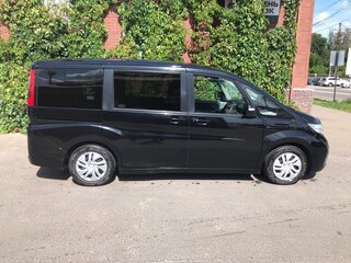 2019 Honda Stepwgn V Рестайлинг, чёрный, 1630000 рублей, вид 4