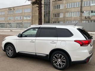 2016 Mitsubishi Outlander III Рестайлинг 2, белый, 2500000 рублей, вид 4