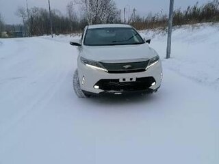 2019 Toyota Harrier III (XU60) Рестайлинг, белый, 3350000 рублей, вид 3