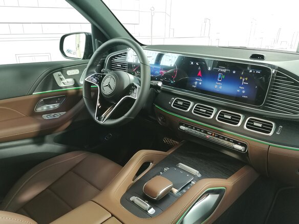 2026 Mercedes-Benz GLE 300 d II (V167) Рестайлинг, чёрный, 17100000 рублей - вид 9