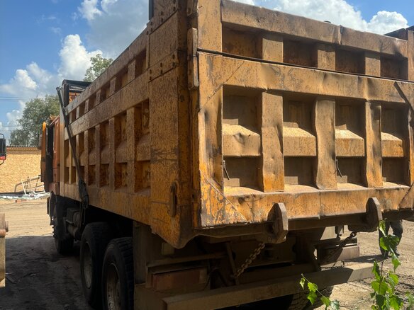 2011 Shacman (Shaanxi) F3000, жёлтый, 2600000 рублей - вид 6