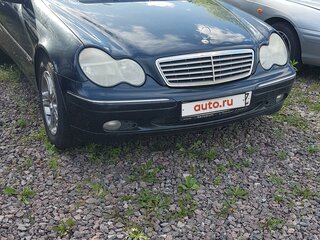 2003 Mercedes-Benz C-Класс 180 II (W203), синий, 1000000 рублей, вид 2