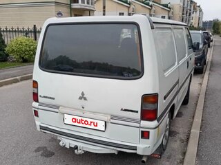 1991 Mitsubishi L300 II, белый, 180000 рублей, вид 2