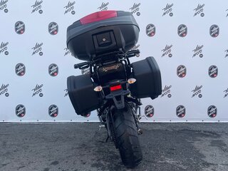 2017 Yamaha MT-09 Tracer (FJ-09), чёрный, 950000 рублей, вид 4