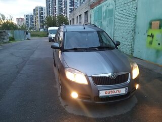 2010 Skoda Roomster I Рестайлинг, серый, 640000 рублей, вид 2
