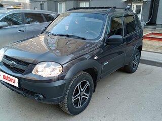 2015 Chevrolet Niva I Рестайлинг, коричневый, 750000 рублей, вид 1