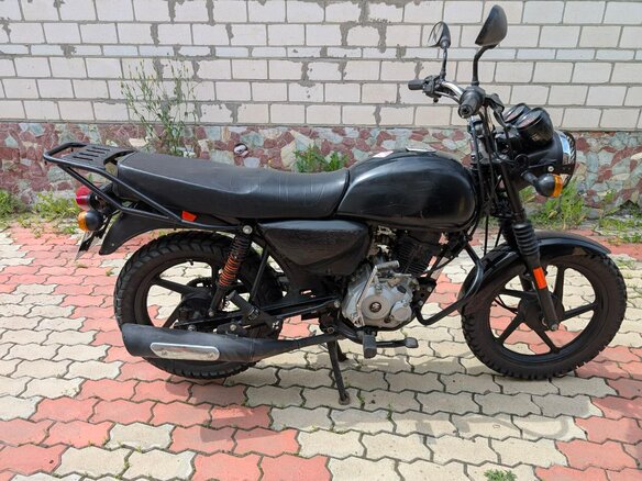 2021 Bajaj Boxer BM 150, чёрный, 70000 рублей - вид 3