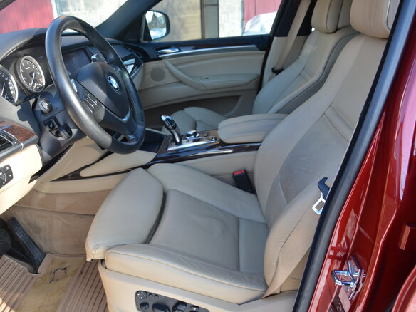 2008 BMW X6 50i 6-speed I (E71), красный, 1599999 рублей - вид 7