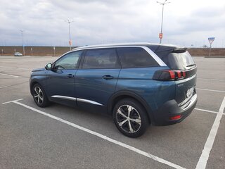 2018 Peugeot 5008 II, зелёный, 2500000 рублей, вид 5