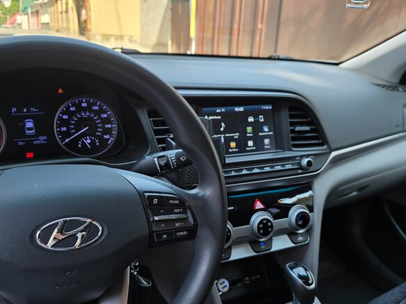 2018 Hyundai Elantra VI (AD) Рестайлинг, серебристый, 1550000 рублей - вид 10