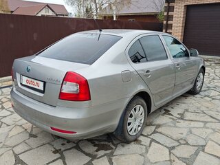 2011 Skoda Octavia II (A5) Рестайлинг, серый, 700000 рублей, вид 5