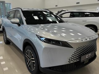 2026 Omoda C7, серебристый, 3099000 рублей, вид 3