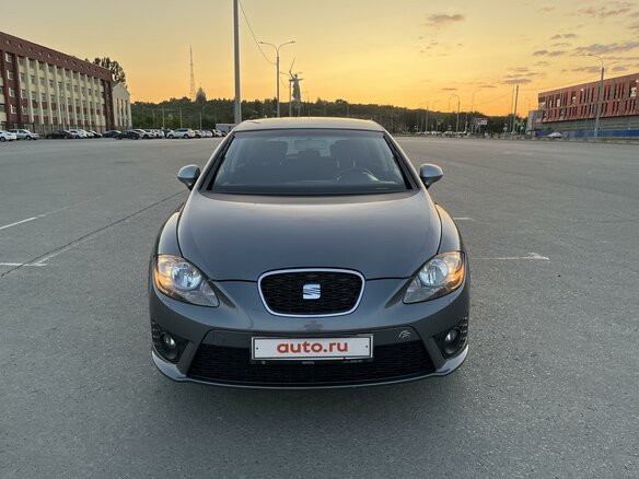 2012 SEAT Leon FR II Рестайлинг, серый, 1535000 рублей - вид 1