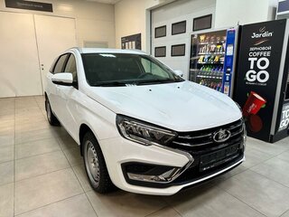 2026 Lada (ВАЗ) Vesta SW I Рестайлинг (NG), белый, 1965149 рублей, вид 3