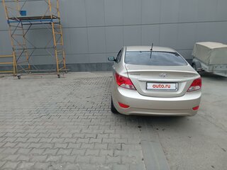 2014 Hyundai Solaris I, бежевый, 1250000 рублей, вид 3