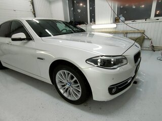 2014 BMW 5 серии 530d xDrive VI (F10/F11/F07) Рестайлинг, белый, 1790000 рублей, вид 2