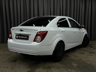 2012 Chevrolet Aveo II, белый, 519999 рублей, вид 5