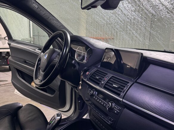 2010 BMW X6 M I (E71), белый, 2500000 рублей - вид 6