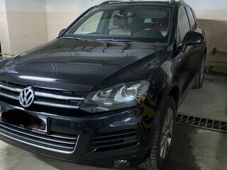 2014 Volkswagen Touareg II, чёрный, 3500000 рублей, вид 2