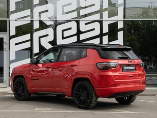 2022 Jeep Compass II Рестайлинг, красный, 3285000 рублей, вид 2