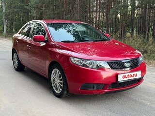 2013 Kia Cerato 6-speed II, красный, 760000 рублей, вид 4
