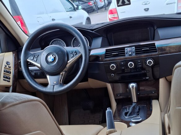 2005 BMW 5 серии 530i V (E60/E61), чёрный, 1500000 рублей - вид 14