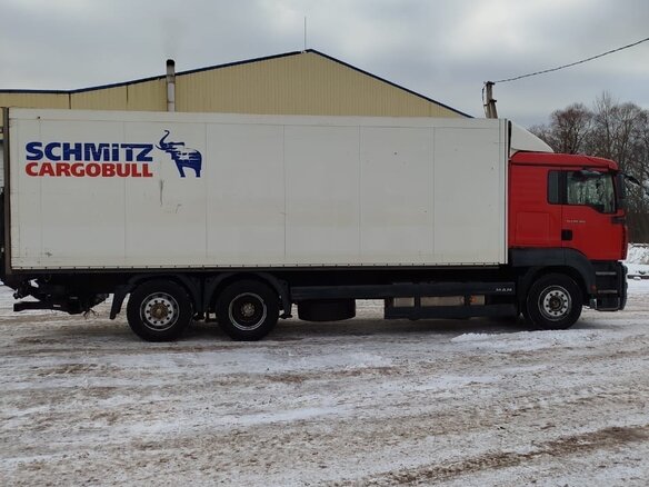 2008 MAN 26, красный, 3500000 рублей - вид 2